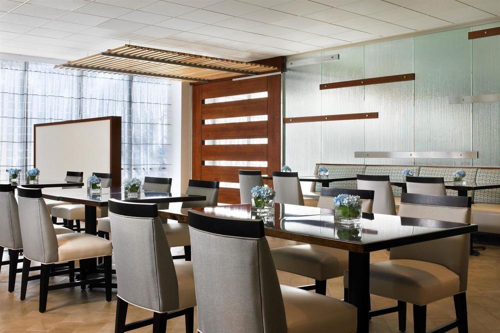 Sheraton Dallas Hotel By The Galleria Экстерьер фото