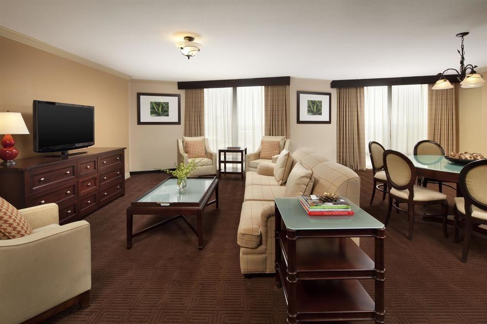 Sheraton Dallas Hotel By The Galleria Экстерьер фото