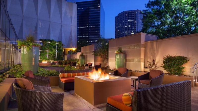 Sheraton Dallas Hotel By The Galleria Экстерьер фото